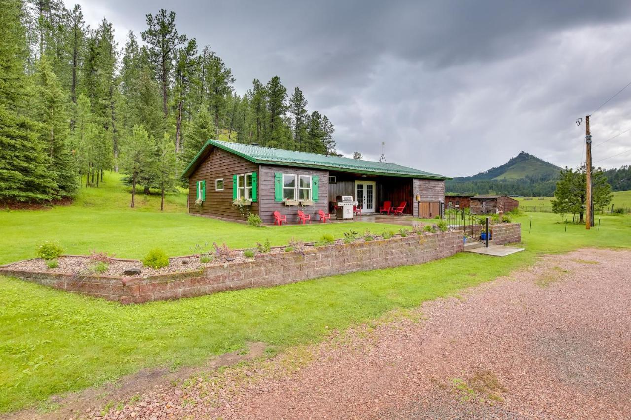 Hill Haven About 23 Mi To Rapid City! Holiday home